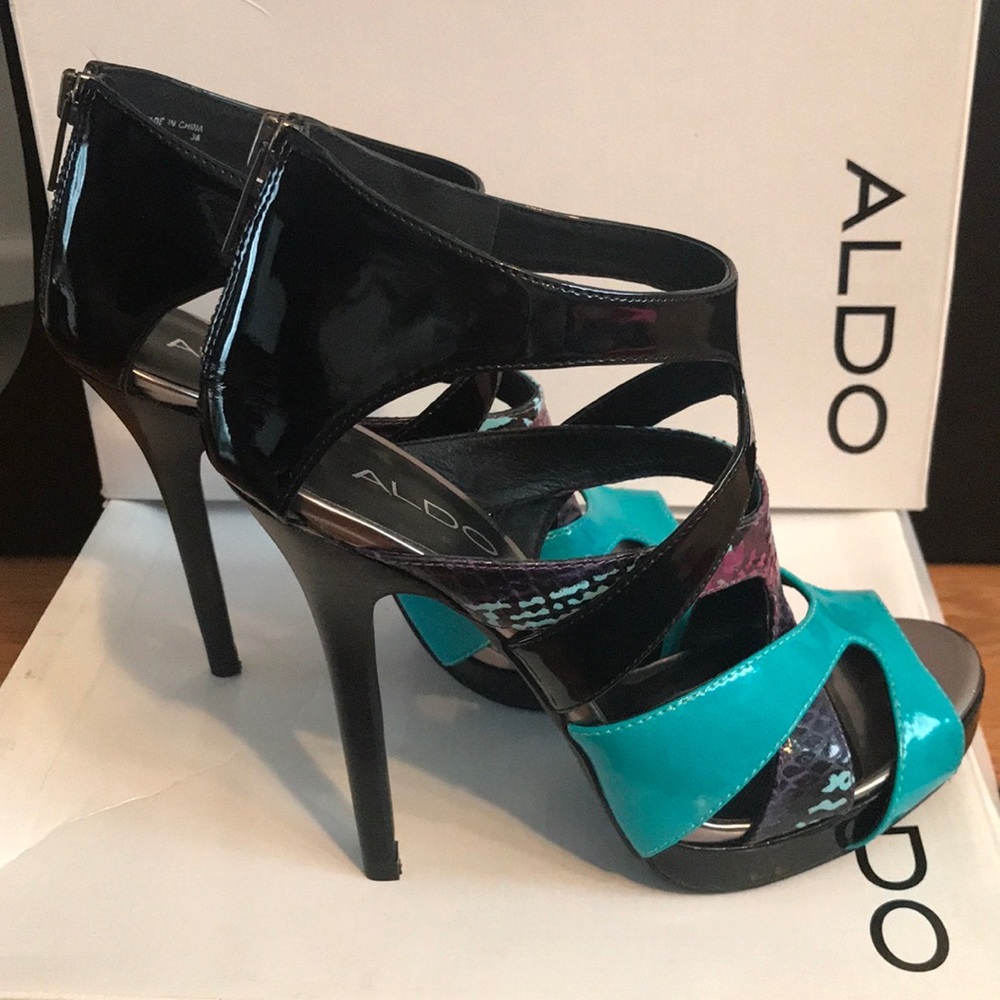 BNWB Aldo Vanhove size 38/7.5